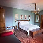 Bed & Breakfast Podere Merlo 4*